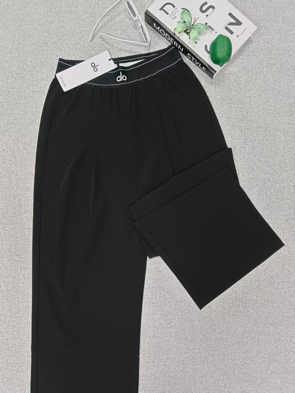 NWT Black🏂ALO Yoga Suit Up Wide Leg Trouser/Slimming Fit🖤Chic&Versatile/Luxe - Picture 7 of 9